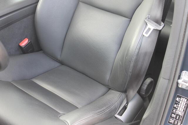 Volvo XC60 T5 AWD 250pk Automaat Momentum Navigatie / Panoramisch schuif-kanteldak / Apple Carplay / Semi elektrisch wegklapbare trekhaak / Lederen bekleding / Cruise Control