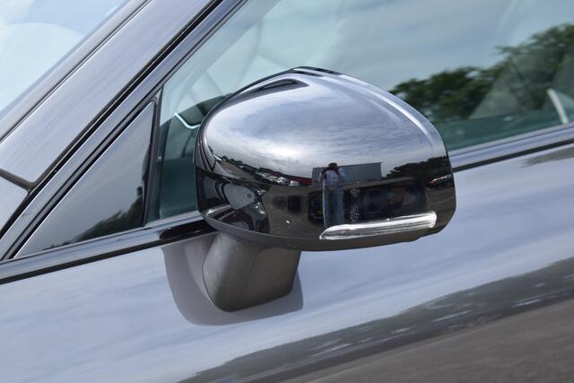 Volvo XC60 2.0 T6 Plug-in hybrid AWD Plus Dark Pano dak | ACC | 360 Camera | Trekhaak | Leder | Blis