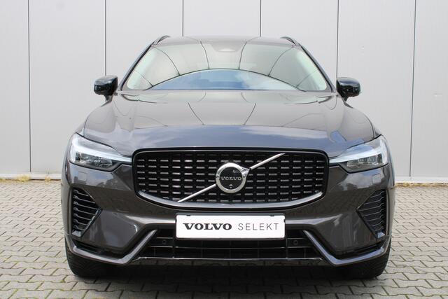Volvo XC60 T6 Plug-in hybrid AWD Plus Dark | Trekhaak | 360 graden camera | Harman Kardon
