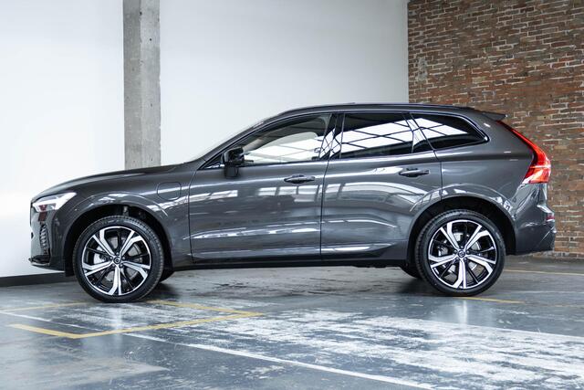 Volvo XC60 2.0 T8 Plug-in hybrid AWD Ultra Dark | Luchtvering | 455 PK Systeemvermogen | 21" Lichtmetalen Velgen | Semi-Elektrische Trekhaak 13-Polig | Head-Up Display | Harman Kardon Premium Audio | Google infotainment | Longe Range |