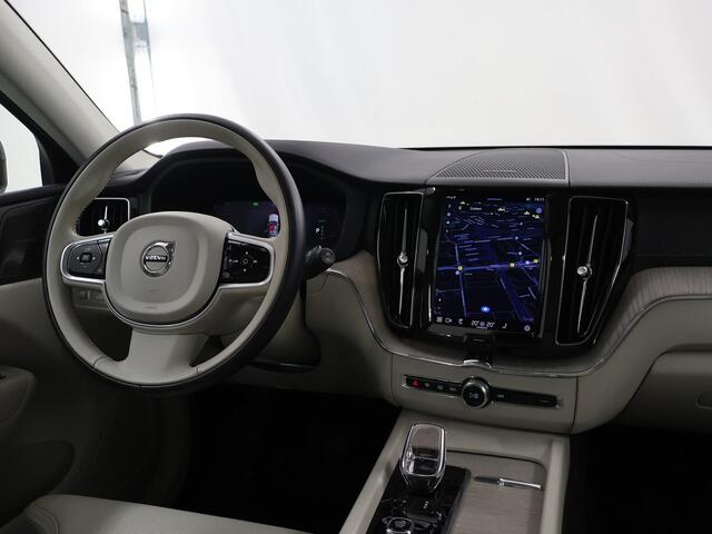 Volvo XC60 2.0 T8 Plug-in hybrid AWD Inscription Exclusive | Trekhaak | Panoramadak | Harman Kardon | Stoel verwarming/verkoeling | Parkeercamera 360° | Stoelverwarming | Keyless Go | Head Up |