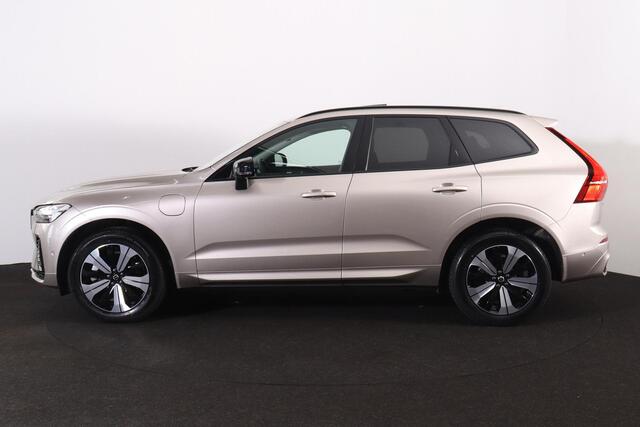 Volvo XC60 T6 Recharge AWD Plus Dark - LONG RANGE - Panorama/schuifdak - IntelliSafe Assist & Surround - 360º Camera - Harman/Kardon audio - Adaptieve LED koplampen - Verwarmde voorstoelen, stuur & achterbank - Parkeersensoren voor & achter - Elektr. bedienb. voorst