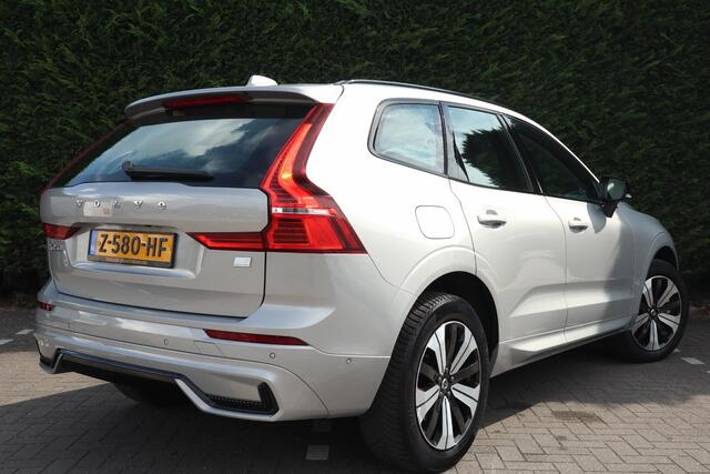 Volvo XC60 2.0 T6 Plug-in hybrid AWD Plus Dark | Trekhaak | Panoramadak |