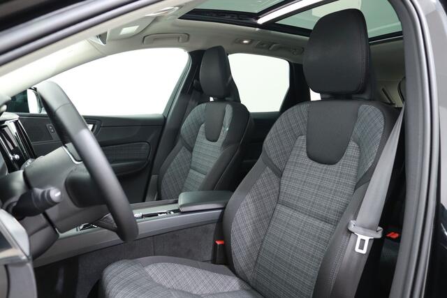 Volvo XC60 2.0 T6 RECHARGE 350PK AWD CORE BRIGHT AUT8 | Panoramadak | Climate Pack | Trekhaak