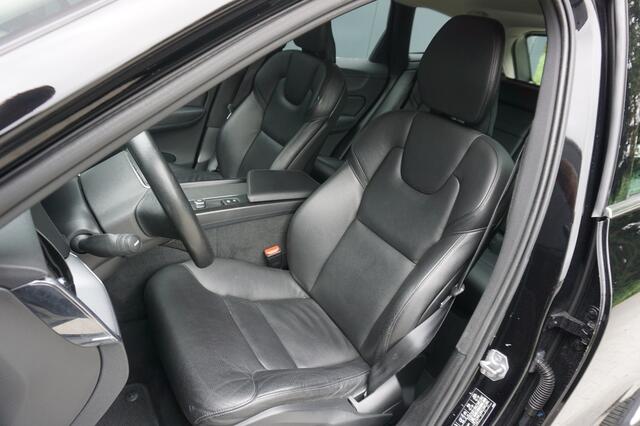 Volvo XC60 2.0 D4 AWD Momentum | Origineel NL | Camera | Leder | Cruise Control | Navigatie |