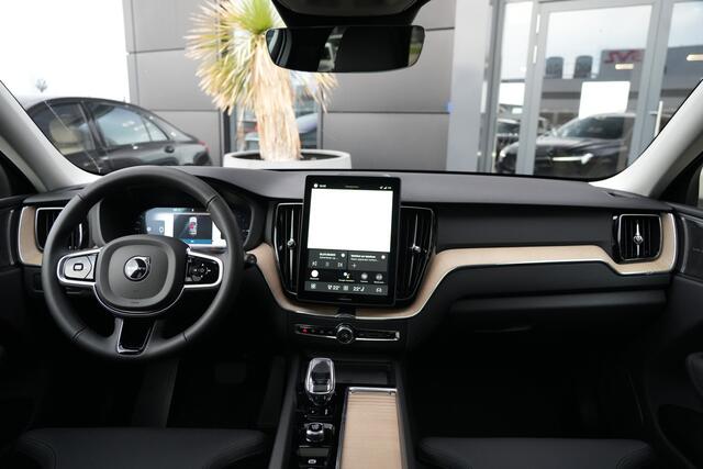 Volvo XC60 2.0 T6 Plug-in hybrid AWD Plus Dark FACELIFT 350pk Panoramadak/HarmanKardon/360Camera