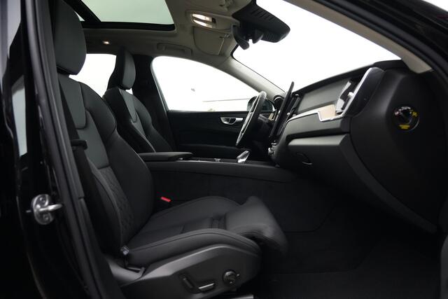 Volvo XC60 2.0 T6 Plug-in hybrid AWD Plus Dark FACELIFT 350pk Panoramadak/HarmanKardon/360Camera
