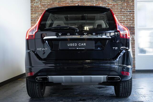 Volvo XC60 T5 Automaat FWD Polar+ | Dealeronderhouden | 2de eigenaar | Lederen bekleding | Panoramadak | Parkeerverwarming | Electrische bedienbare stoelen | Parkeersensoren voor + achter | High performance audio | Parkeercamera | Volvo on Call