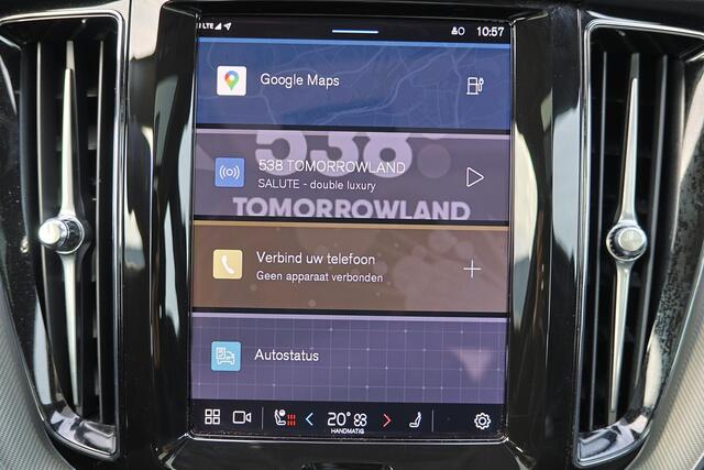 Volvo XC60 T6 Recharge AWD Plus Dark - Panorama/schuifdak - IntelliSafe Assist & Surround - 360º Camera - Verwarmde voorstoelen, stuur & achterbank - Parkeersensoren voor & achter - Elektr. bedienb. voorstoelen met geheugen - Draadloze tel. lader - Elektr. inklapbar