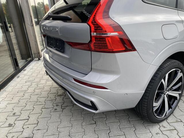 Volvo XC60 2.0 T6 Plug-in hybrid AWD Plus Dark 360|ACC|panoramadak|memory