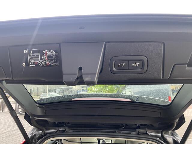 Volvo XC60 2.0 T5 AWD Inscription Luchtvering|B&W|Pano|360