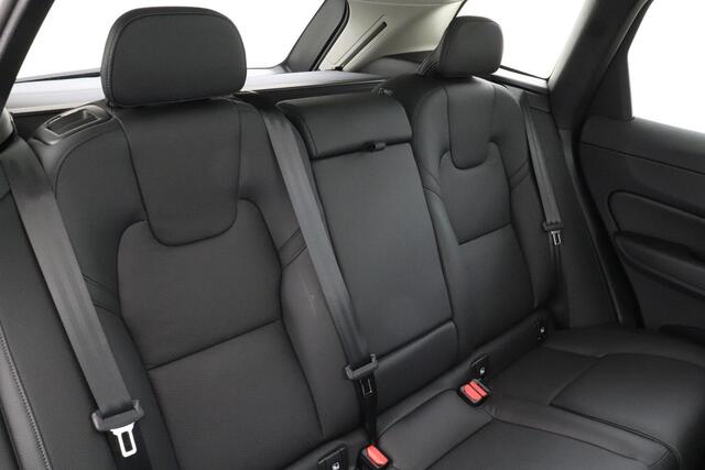 Volvo XC60 RECHARGE T6 AWD ESSENTIAL EDITION BRIGHT -PANO.DAK|LEDER|CLIMATE|ADAP.CRUISE|19"|GETINT.GLAS|PARK.ASSIST