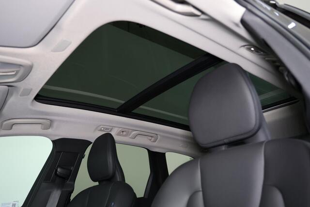 Volvo XC60 T6 Recharge AWD Plus Bright - LONG RANGE - Panorama/schuifdak - IntelliSafe Assist & Surround - 360º Camera - Harman/Kardon audio - Adaptieve LED koplampen - Verwarmde voorstoelen, stuur & achterbank - Parkeersensoren voor & achter - Elektr. bedienb. voor