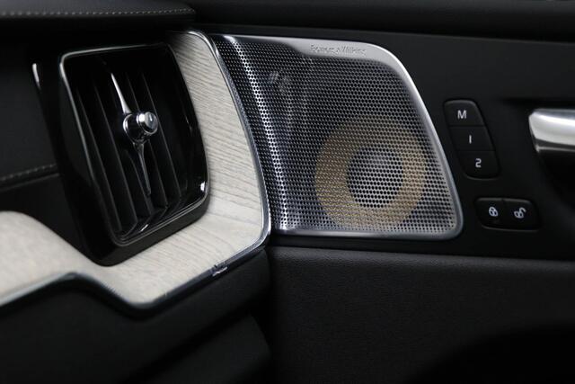 Volvo XC60 2.0 T8 Twin Engine AWD Inscription | HEAD UP | BOWERS & WILKINS | PANORAMADAK | 360 CAMERA | TREKHAAK | 22"