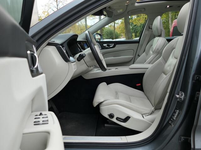 Volvo XC60 T5 Momentum 12 MND garantie / Panoramadak / Bowers&Wilkins / 360° camera /