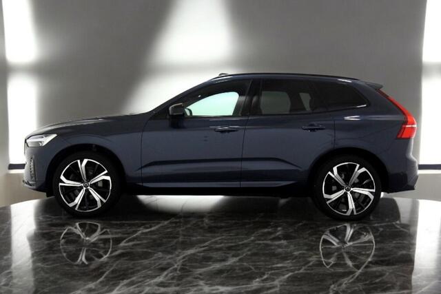 Volvo XC60 2.0 B5 MHEV 195kW/265pk Aut8 Ultimate Dark PANORAMADAK + HARMAN/KARDON + PILOT ASSIST + HEAD-UP DISPLAY + ADAPT.CRUISE + STANDKACHEL + STOELVERWARMING V&A + BLIS + LANE ASSIST + STUURVERWARMING + ON-CALL + EL.TREKHAAK + PARKSENSOREN + 21" LM-VELGEN!!