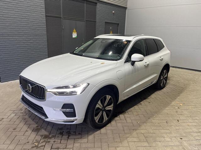 Volvo XC60 T6 Plug-in hybrid Plus Bright | ACC | Panoramadak | Trekhaak | harman/kardon | Stoel+Stuurverwarming