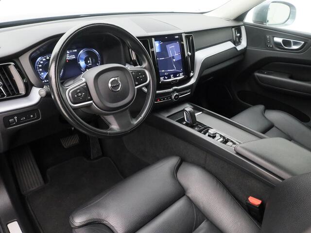 Volvo XC60 2.0 Recharge T6 AWD Business Pro | PANO | CAMERA | KEYLESS | MEMORY | STOEL- EN STUURVERW.
