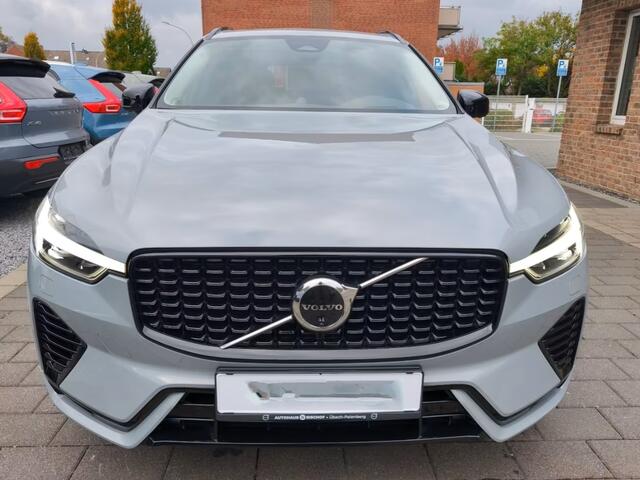 Volvo XC60 2.0 T8 Plug-in hybrid AWD Plus Dark (335kW/455PK) FULL OPTION ** 1e EIG - Ex VOLVO - ¤ 25.000,= onder NP ** ** INFORMEER OOK NAAR ONZE AANTREKKELIJKE FINANCIAL-LEASE TARIEVEN **