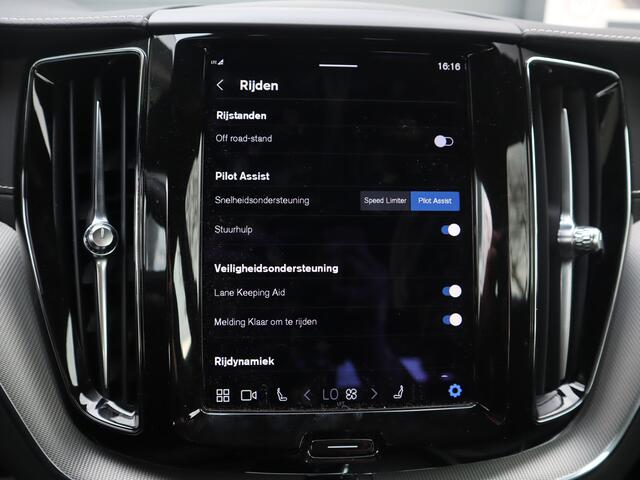 Volvo XC60 2.0 B4 R-Design / Mild-Hybride / Leder / Facelift / 21-inch Lichtmetaal