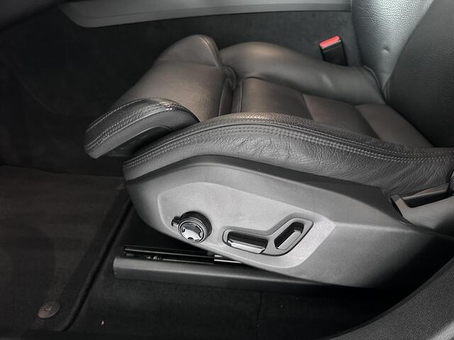 Volvo XC60 2.0 T5 Momentum Trekhaak | electrische stoelen | leder