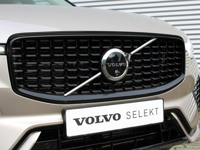 Volvo XC60 2.0 T6 Plug-in hybrid AWD Plus Dark Automaat / Panoramadak / Trekhaak / 360* camera / All Seasonbanden