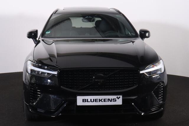 Volvo XC60 T6 Recharge AWD Ultra Dark - Luchtvering - Panorama/schuifdak - IntelliSafe Assist & Surround - 360º Camera - Adaptieve LED koplampen - Verwarmde voorstoelen, stuur & achterbank - Parkeersensoren voor & achter - Elektr. bedienb. voorstoelen met geheugen -