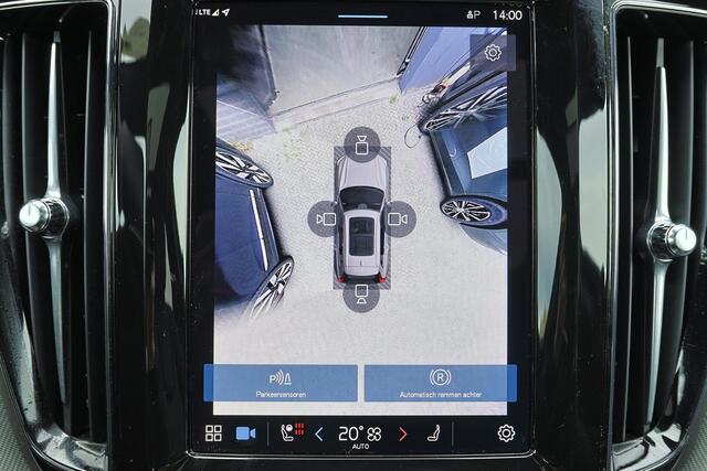 Volvo XC60 T6 Recharge AWD Ultra Dark - Luchtvering - Panorama/schuifdak - IntelliSafe Assist & Surround - 360º Camera - Adaptieve LED koplampen - Verwarmde voorstoelen, stuur & achterbank - Parkeersensoren voor & achter - Elektr. bedienb. voorstoelen met geheugen -