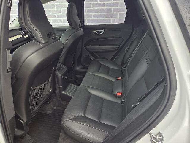 Volvo XC60 T6 Plug-in Hybride AWD Inscription Aut | Trekhaak 2100 kg | Leder | Elektr. verst.stoel | Stoelverw. V+A | Donker glas | Panoramadak | DAB+ | BLIS | Adaptive cruise-control