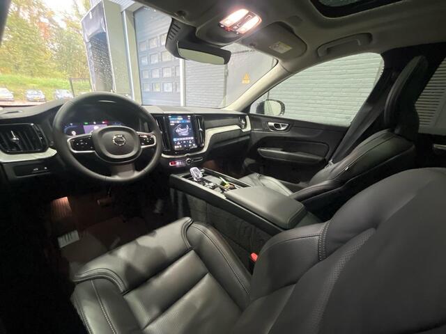 Volvo XC60 T6 Plug-in hybrid Ultra Dark | Luchtvering | Head-Up | Massage+Ventilatie | 360° Camera | Panoramadak
