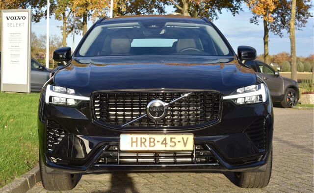 Volvo XC60 T6 AWD 350PK Plug-in Hybrid Ultra Dark | Trekhaak | Leer | H&K | ACC | Thuislader |