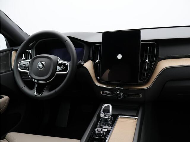 Volvo XC60 2.0 T6 Plug-in hybrid AWD Ultra Bright / Luchtvering / 360 Camera / Head-Up Display / Panoramadak / Harman Kardon / Getint Glas / BLIS / Keyless /