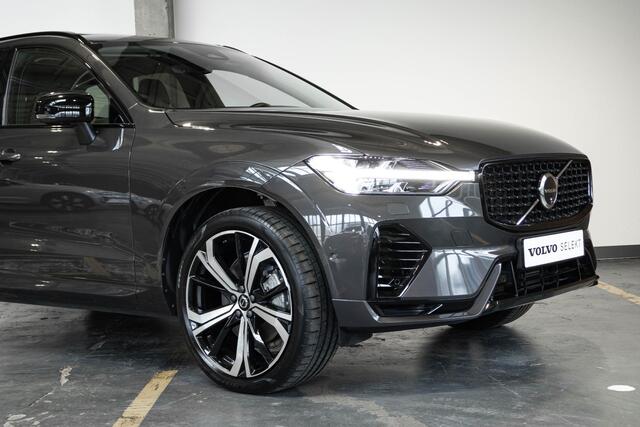 Volvo XC60 T8 Plug-in hybrid AWD Ultra Dark | 360° Parkeercamera | Stoelverwarming | 21'' Lichtmetalen velgen | Luchtvering | Electrische Wegklapbare Trekhaak | Harman Kardon Premium Audio | Google Infotainment | Longe Range