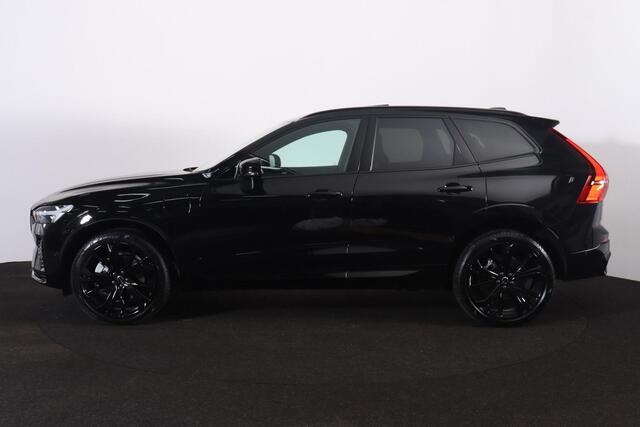 Volvo XC60 T6 Recharge AWD Ultra Black Edition - Panorama/schuifdak - IntelliSafe Assist & Surround - 360º Camera - Harman/Kardon audio - Adaptieve LED koplampen - Verwarmde voorstoelen, stuur & achterbank - Parkeersensoren voor & achter - Elektr. bedienb. voorstoel