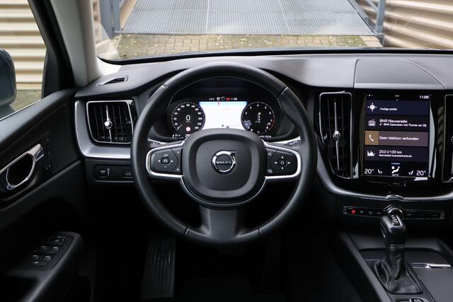 Volvo XC60 T5 Momentum | Trekhaak elektr. | Memory | Stoelverwarming