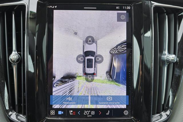 Volvo XC60 T6 Recharge AWD Plus Bright - Panorama/schuifdak - IntelliSafe Assist & Surround - 360º Camera - Harman/Kardon audio - Adaptieve LED koplampen - Verwarmde voorstoelen, stuur & achterbank - Parkeersensoren voor & achter - Elektr. bedienb. voorstoelen met g