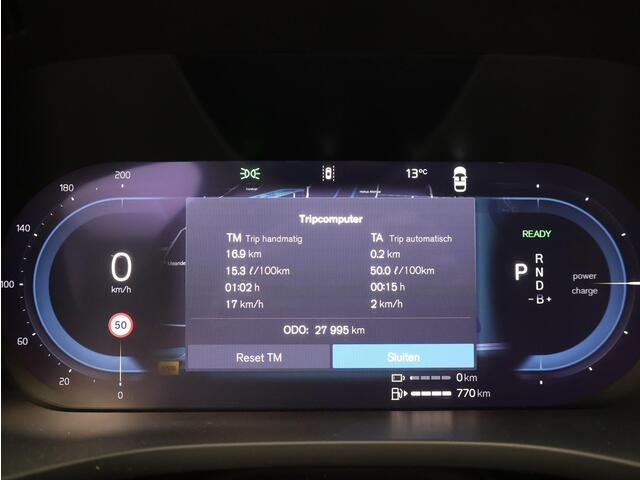 Volvo XC60 T6 AWD Plug-in hybrid AWD Plus Dark / Trekhaak / Pan. dak / Elektr. bed. stoelen / Stoel+stuur+achterbankverwarming