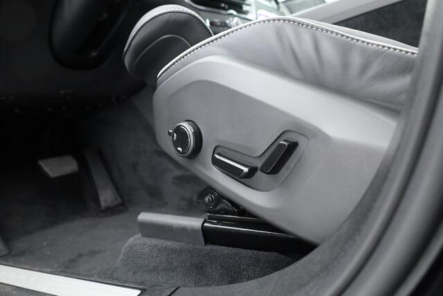 Volvo XC60 T6 Plug-in hybrid Ultra Black Edition | Facelift | Pano | HUD | 360cam | Harman Kardon | Memory seats | Pilot Assist |