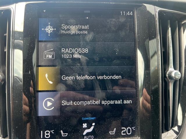 Volvo XC60 2.0 T5 R-DESIGN