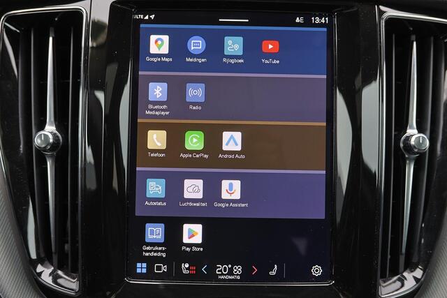 Volvo XC60 T6 Recharge AWD Core Bright - Panorama/schuifdak - IntelliSafe Assist & Surround - Harman/Kardon audio - Adaptieve LED koplampen - Parkeercamera achter - Verwarmde voorstoelen, stuur & achterbank - Parkeersensoren voor & achter - Elektr. bedienb. voorstoe