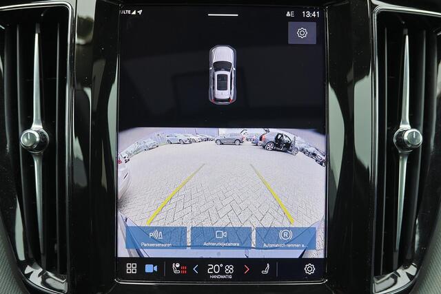 Volvo XC60 T6 Recharge AWD Core Bright - Panorama/schuifdak - IntelliSafe Assist & Surround - Harman/Kardon audio - Adaptieve LED koplampen - Parkeercamera achter - Verwarmde voorstoelen, stuur & achterbank - Parkeersensoren voor & achter - Elektr. bedienb. voorstoe