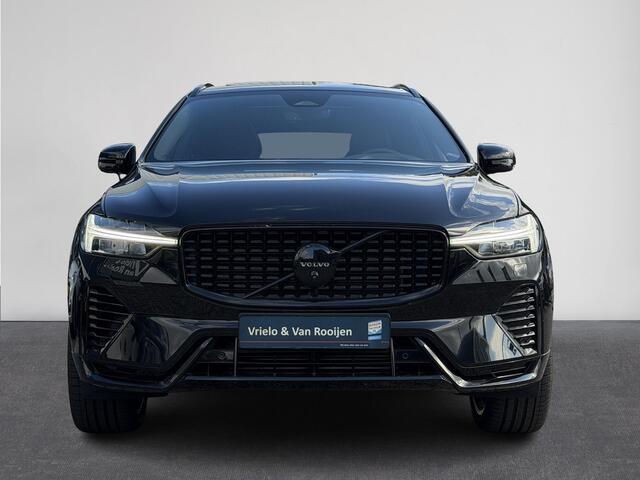 Volvo XC60 2.0 T6 Plug-in hybrid AWD Ultra Black Edition | ¤ 1.000 INRUILPREMIE | Stoelverw. + ventil. | 360 Camera | Memory+Massage | B&W | Pano | Navi ( Vestiging - Nieuwegein )