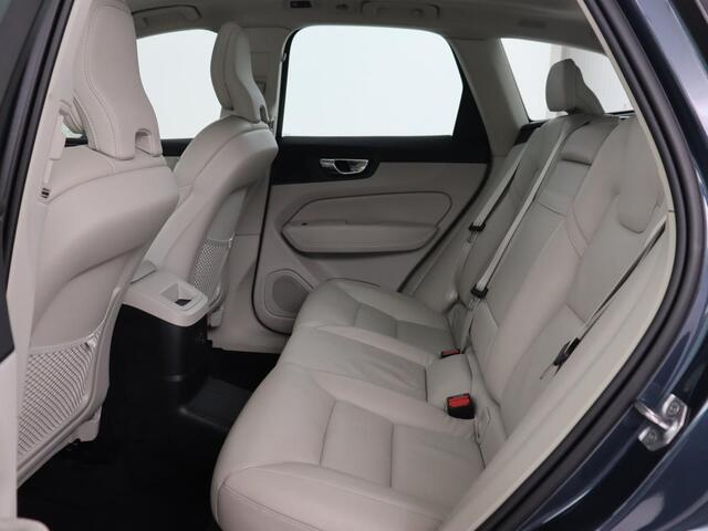 Volvo XC60 2.0 Recharge T6 AWD Business Pro | Panoramadak | Leder | Camera | Carplay | Navigatie | Full LED | Cruise control | Parkeerverwarming | PHEV | Plug In