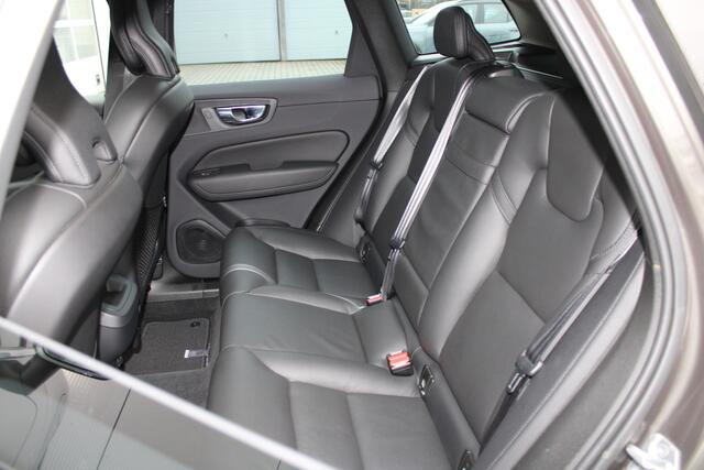 Volvo XC60 B4 Inscription | Trekhaak | Harman Kardon | Full LED