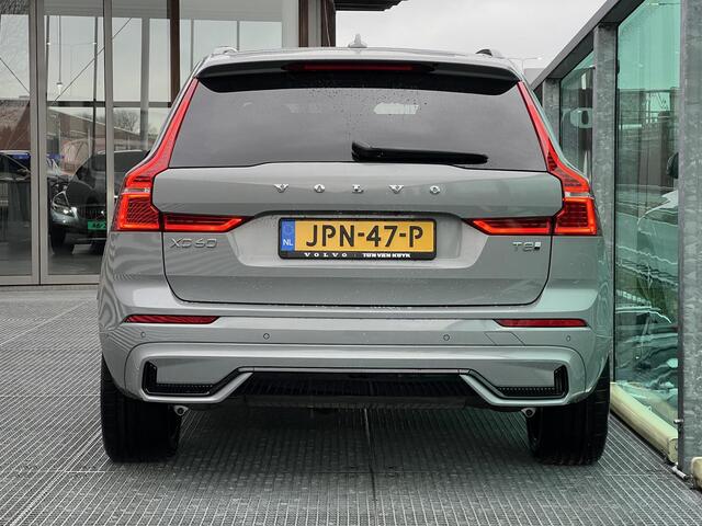 Volvo XC60 2.0 T8 Plug-in hybrid AWD Ultra Dark PHEV, Automaat, 21 inch, Panoramadak, Bowers&Wilkins audio, Stoelverwarming, Stuurverwarming, Trekhaak semi elektrisch wegklapbaar, Gelaagde- en getinte ramen