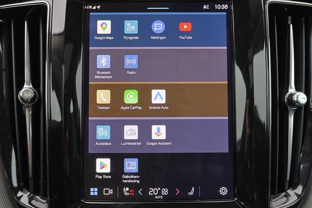 Volvo XC60 T6 Recharge AWD Plus Dark - Panorama/schuifdak - IntelliSafe Assist & Surround - 360º Camera - Verwarmde voorstoelen, stuur & achterbank - Parkeersensoren voor & achter - Elektr. bedienb. voorstoelen met geheugen - Draadloze tel. lader - Elektr. inklapbar