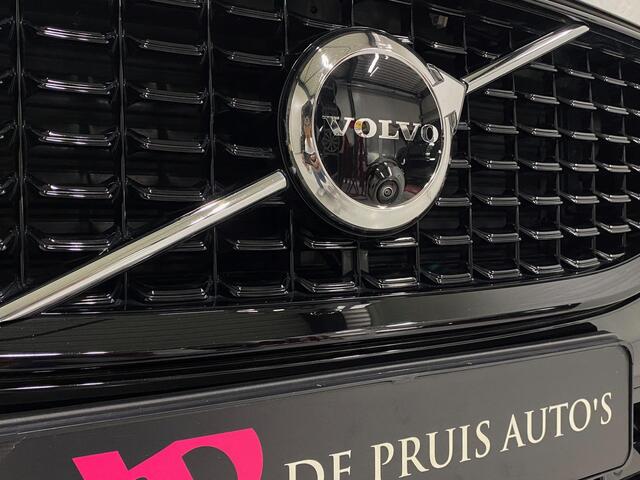 Volvo XC60 2.0 T8 Plug-in hybrid AWD Ultra Black Edition Luchtvering Panorama Trekhaak Harman Kardon 360º view 21inch Memo Stoelen Leer Apple CarPlay