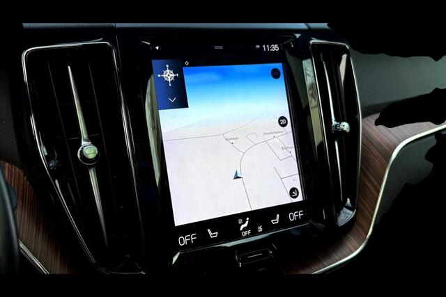 Volvo XC60 2.0 T8 AWD 299kW/407pk Aut8 Twin Engine Inscription PANORAMADAK + HEAD-UP DISPLAY + STOELVERWARMING V&A + STUURVERWARMING + ADAPT.CRUISE + PILOT ASSIST + STANDKACHEL + ON-CALL + SUBWOOFER + LEER + CAMERA + PARKASSISTENT + 20" LM-VELGEN/18" LM-VELGEN WINTE