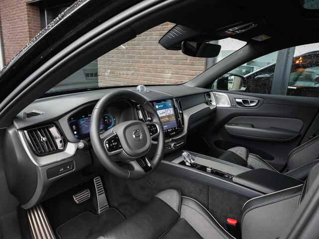 Volvo XC60 2.0 T6 Plug-in hybrid AWD Black Edition | B&W | Topv. | 2x Memory | 20" |