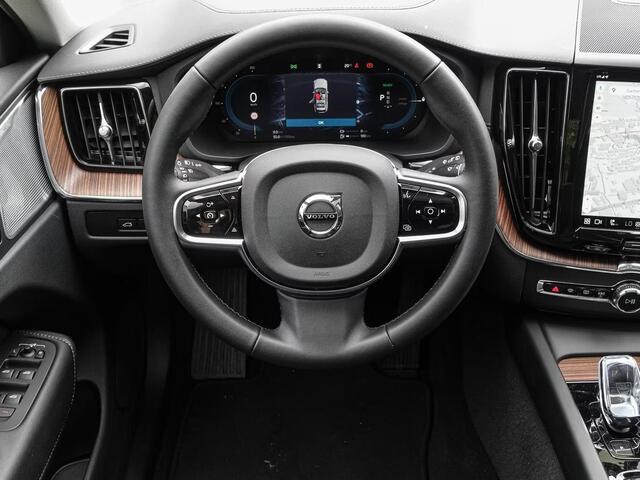 Volvo XC60 2.0 T8 Plug-in hybrid AWD ULTRA Dark (335kW/455PK) FULL OPTION (PANO / TREKH) ** 1e EIG - Ex VOLVO ** INFORMEER OOK NAAR ONZE AANTREKKELIJKE FINANCIAL-LEASE TARIEVEN **